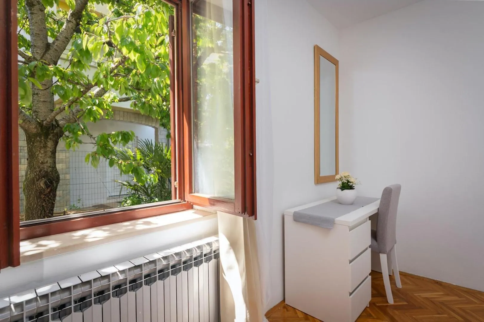 Josef Funtana Big Private Garden Apartment