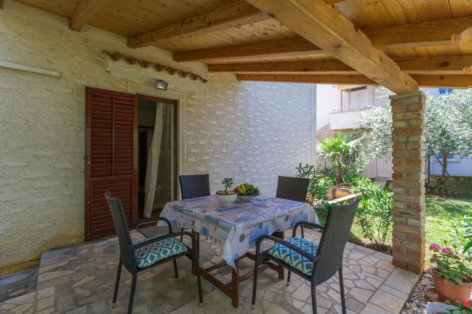 Josef Funtana Big Private Garden Apartment
