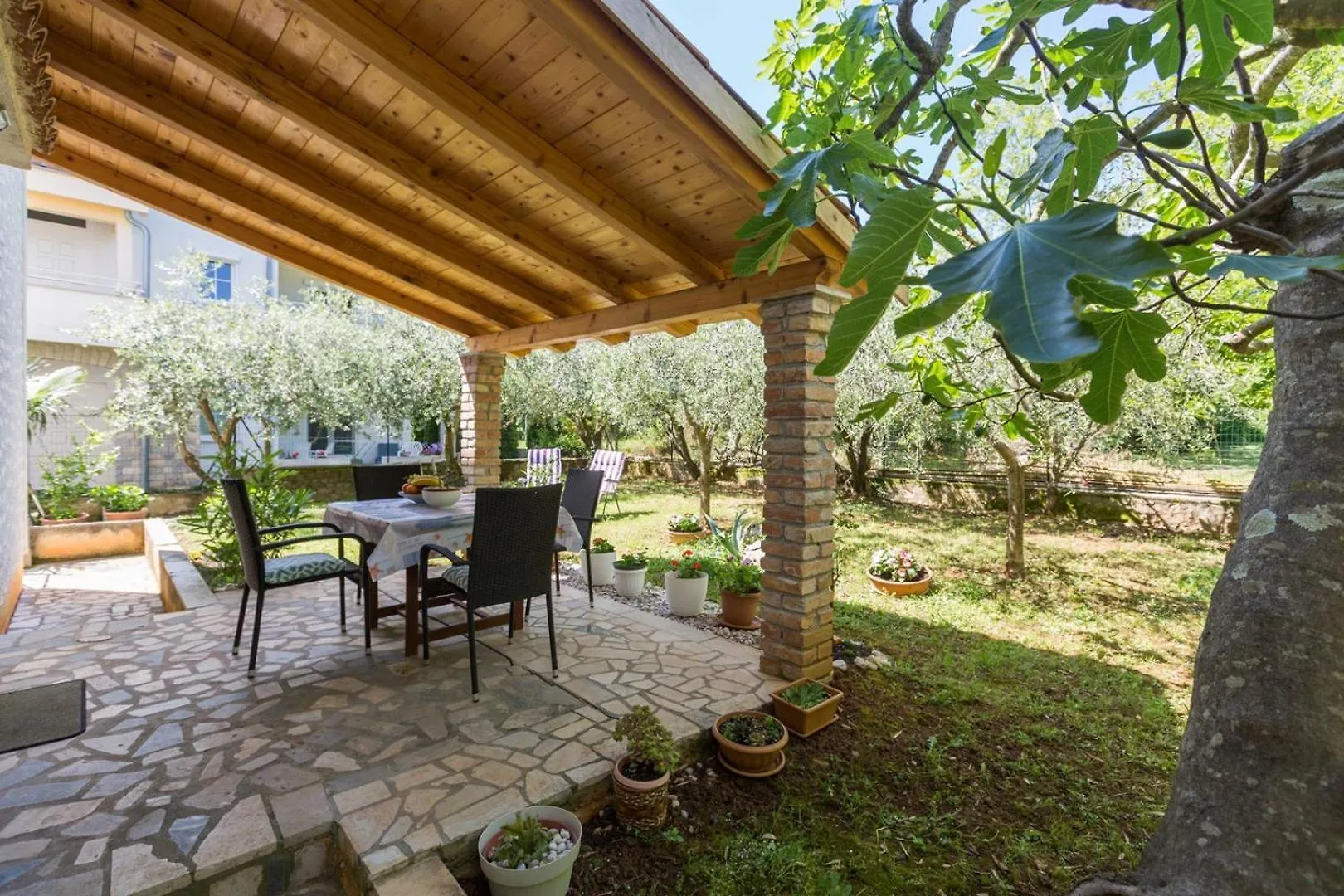 Josef Funtana Big Private Garden Apartment Croatia